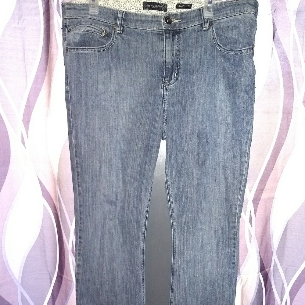 NWT! MADISON Jeanswear size 14 BootCut Jeans!